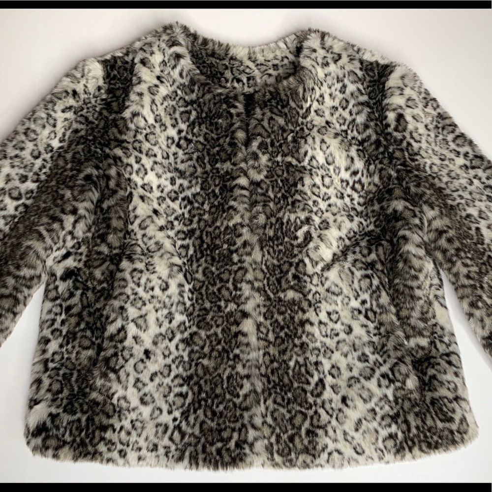 STUNNING FAUX FUR JACKET - NWOT